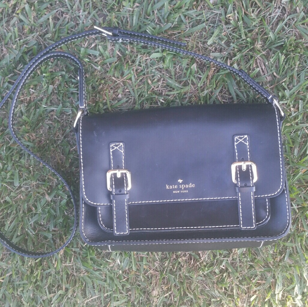 Kate Spade New York Essex Scout Crossbody Black